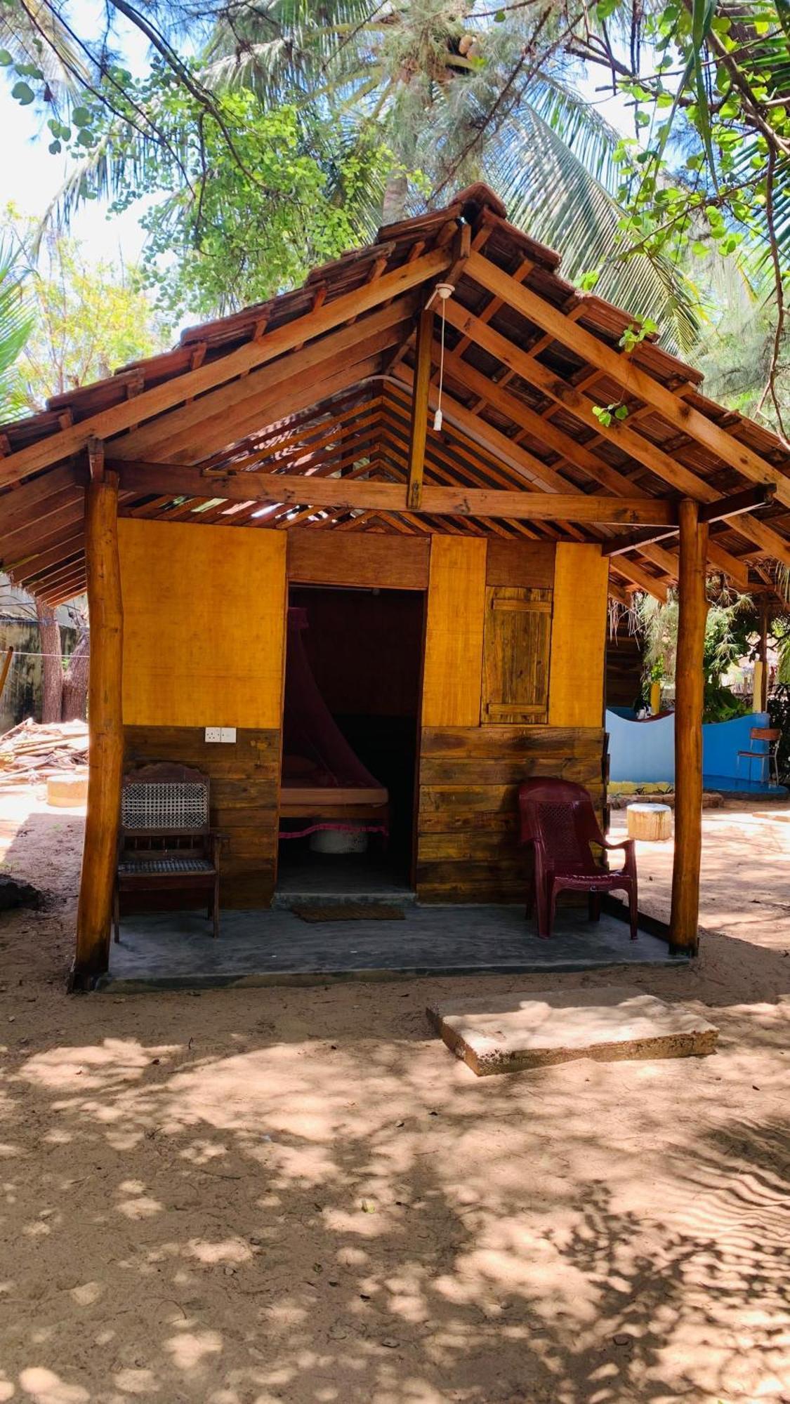 Breezy Beach Cabanas Arugam Bay Exterior photo